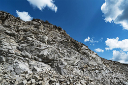 板巖能不能做假山？探討其可行性與優(yōu)勢