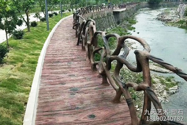 水泥樹藤仿木圍欄,參考價格:380元/米