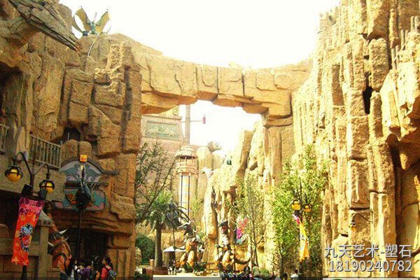 景區(qū)大型水泥假山 景區(qū)大型水泥假山